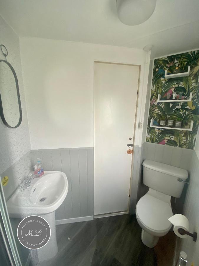 Promenade 566, Direct Beach Access, Close To Fantasy Island, Wifi, Pet Friendly - Meadow Lakes Caravan & Lodge Hire Skegness Exterior photo